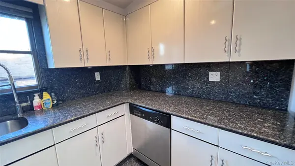 19-07 Clintonville ST #2Fl, Whitestone, NY 11357