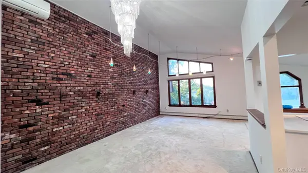 19-07 Clintonville ST #2Fl, Whitestone, NY 11357
