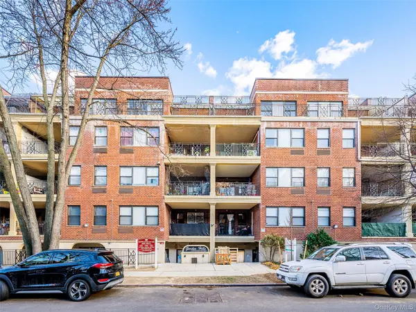 71-19 162 ST #3D, Fresh Meadows, NY 11365