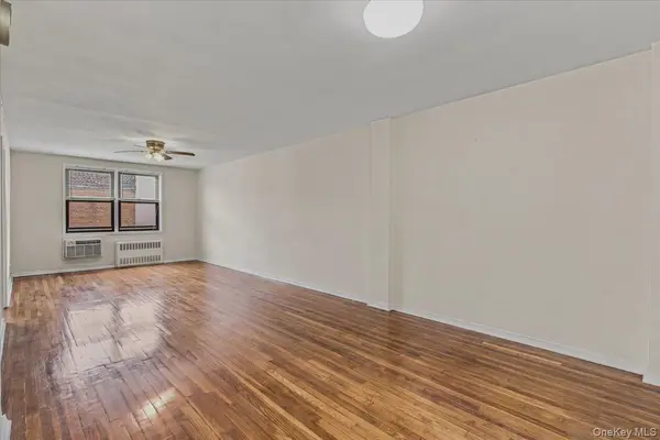 143-30 Roosevelt AVE #3L, Flushing, NY 11354