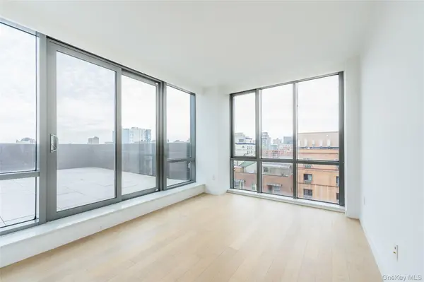 33-66 Farrington ST #8F, Flushing, NY 11355