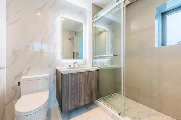 33-66 Farrington ST #8F, Flushing, NY 11355