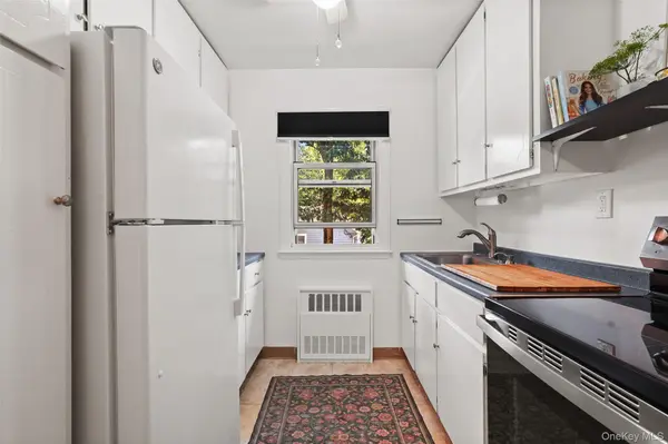 50 Charter CIR #C, Ossining, NY 10562