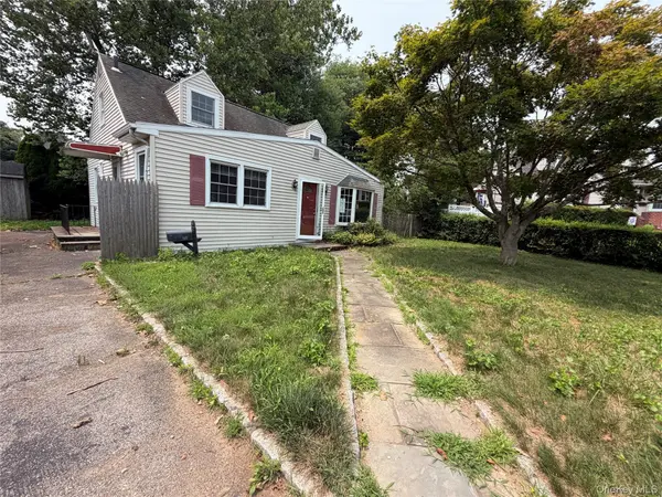 25 Monterey PL, Yonkers, NY 10710