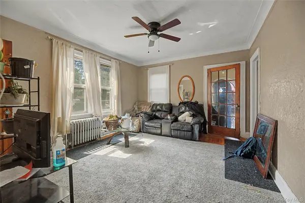 953 E 226th ST, Bronx, NY 10466