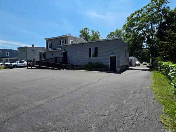 45 Quassaick AVE, New Windsor, NY 12553