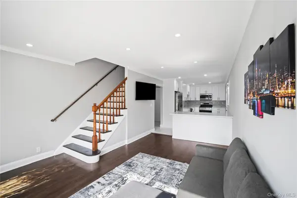 56 Independence ST, White Plains, NY 10606