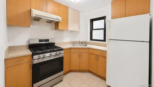 132-59 41st RD #3B, Flushing, NY 11355