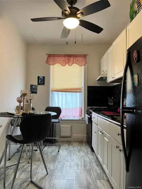 39-82 65th Place #4F, Woodside, NY 11377