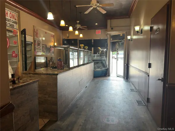 5613 Metropolitan AVE #Ground Floor Retail, Ridgewood, NY 11385