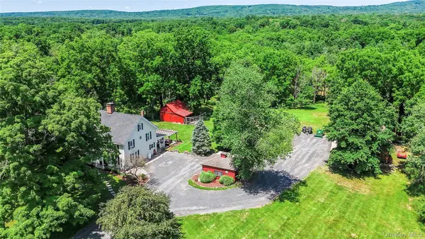 210 Bible Camp RD, Bloomingburg, NY 12721