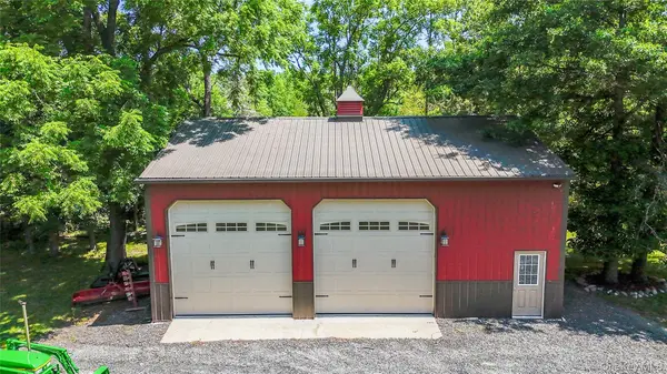 210 Bible Camp RD, Bloomingburg, NY 12721