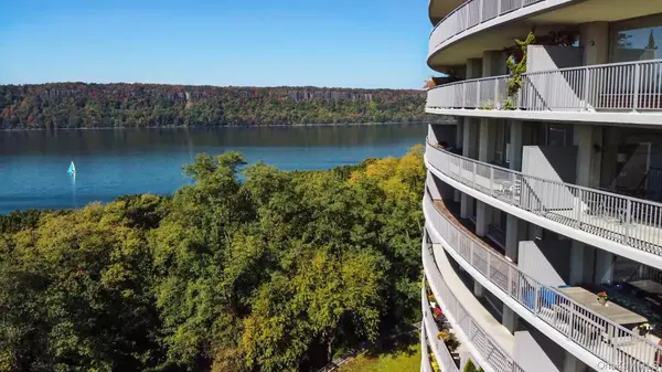4465 Douglas AVE #15H, Bronx, NY 10471