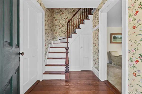 412 Succabone RD, Bedford Corners, NY 10549