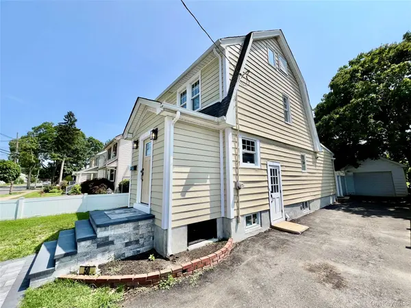 50 E Saint Marks PL, Valley Stream, NY 11580