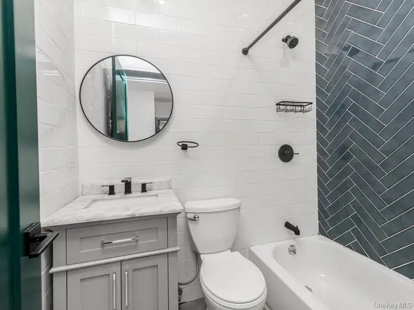 2458 Lorillard PL, Bronx, NY 10458