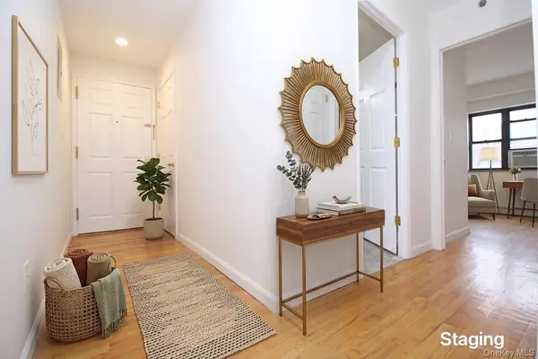 14218 S 38th AVE #7D, Flushing, NY 11354
