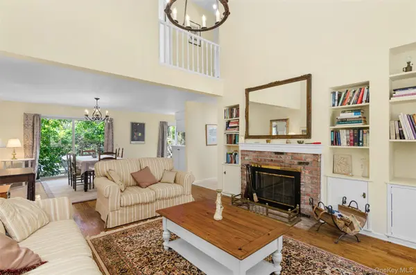 570 Hampton RD #31, Southampton, NY 11968