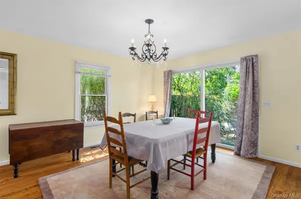 570 Hampton RD #31, Southampton, NY 11968