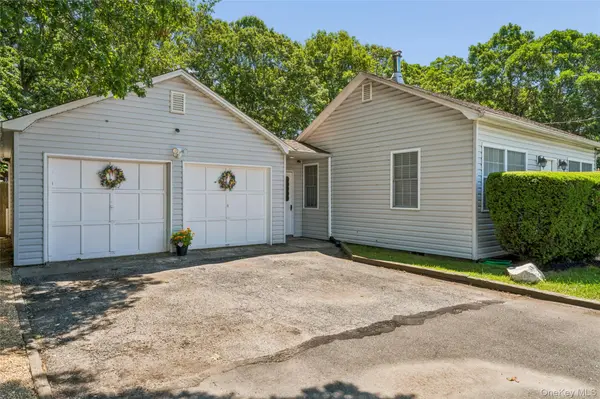 487 Mastic RD, Mastic Beach, NY 11951