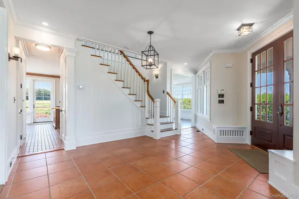 118 Peconic Bay BLVD, Aquebogue, NY 11931