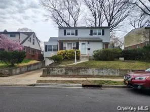 899 Cleveland ST, West Hempstead, NY 11552
