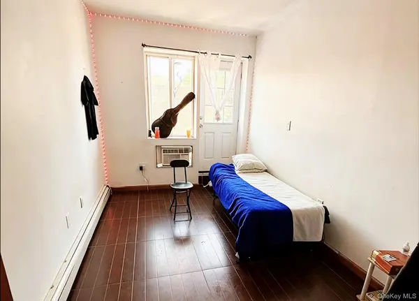 10505 Northern BLVD #1, Corona, NY 11368