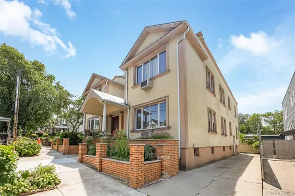78-12 64th ST, Glendale, NY 11385