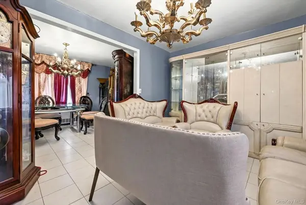 19217 Williamson AVE, Springfield Gardens, NY 11413