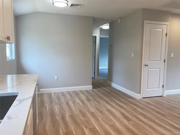 10 The Place, Glen Cove, NY 11542