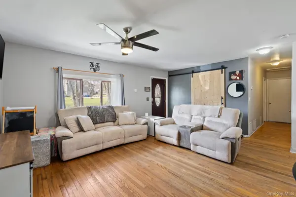 2 Northern AVE, Walden, NY 12586