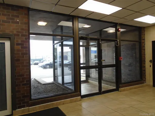 700 Rockaway TPKE #Floor 1, Lawrence, NY 11559