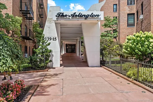 139-15 83rd AVE #226, Briarwood, NY 11435