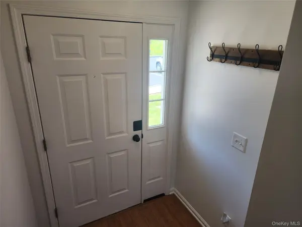 1158 Maggie RD #9-6, Newburgh, NY 12550