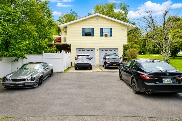 24 Beth DR, Middletown, NY 10941