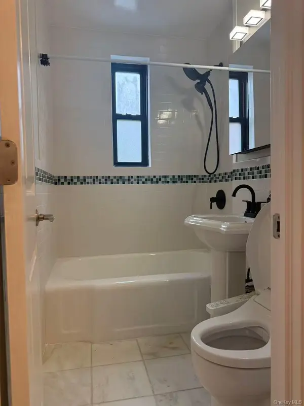 150-30 71st AVE #2G, Flushing, NY 11367