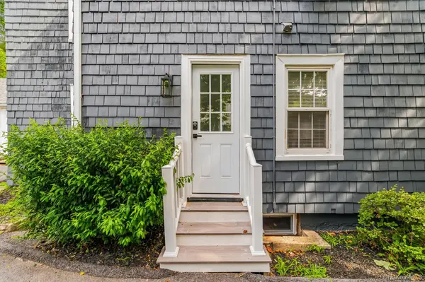 6 North ST #2, Katonah, NY 10536