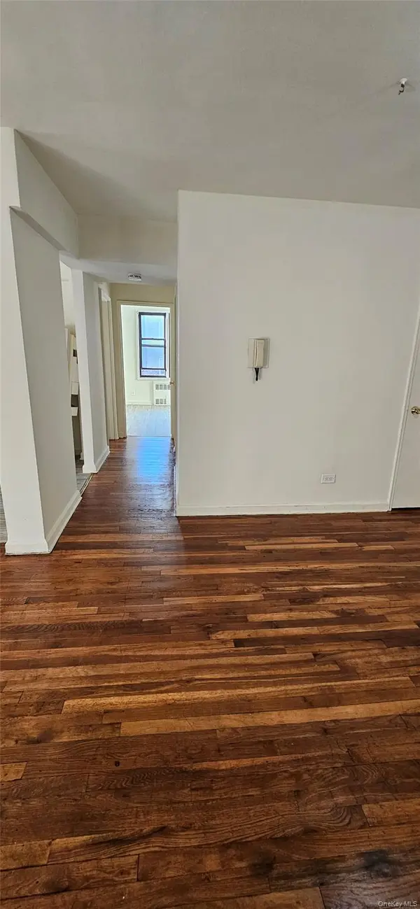 63-09 108th ST #5L, Forest Hills, NY 11375