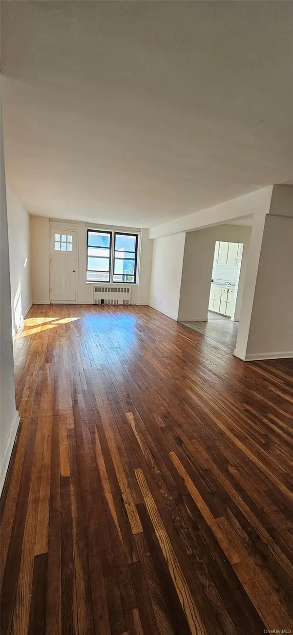 63-09 108th ST #5L, Forest Hills, NY 11375