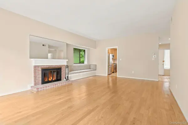 241 Heritage HLS #D, Somers, NY 10589