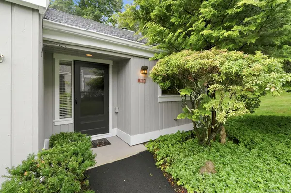 241 Heritage HLS #D, Somers, NY 10589