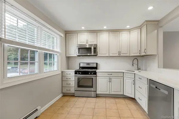 4425 Wilshire #4425, Oakdale, NY 11769
