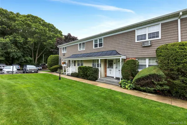 4425 Wilshire #4425, Oakdale, NY 11769
