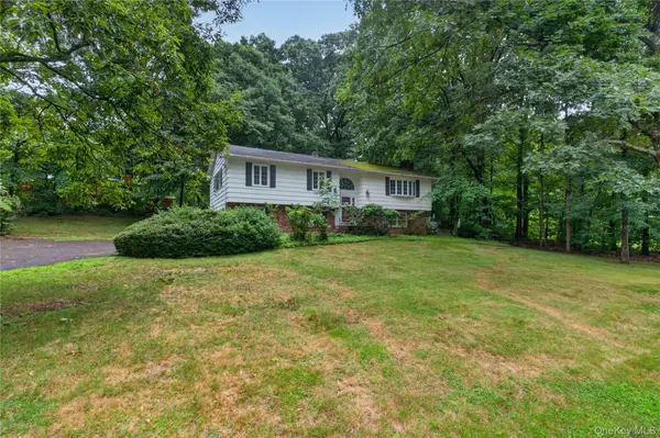 8 Peter AVE, Newburgh, NY 12550