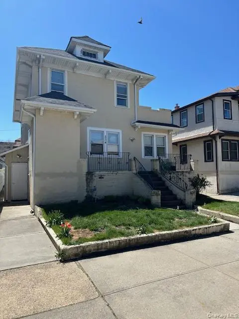 234 W Market ST #2, Long Beach, NY 11561