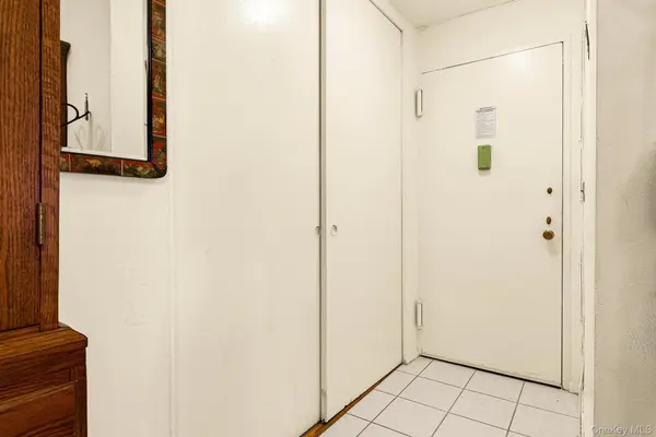 70-25 Yellowstone Blvd Yellowstone BLVD #4D, Forest Hills, NY 11375