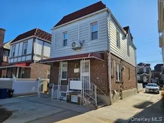 159-09 Laburnum AVE, Flushing, NY 11358