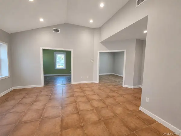 60 N Main ST, Florida, NY 10921