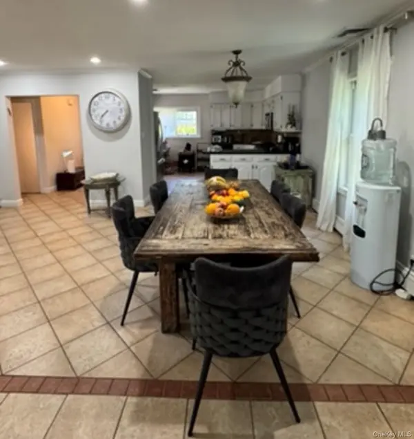 1498 Kew AVE, Hewlett, NY 11557