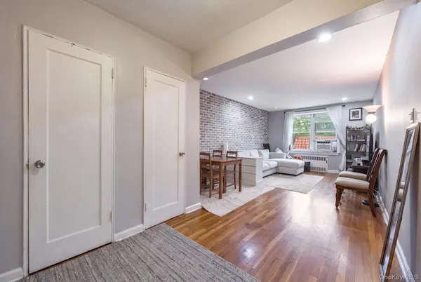 182-25 Wexford TER #410, Jamaica Estates, NY 11432